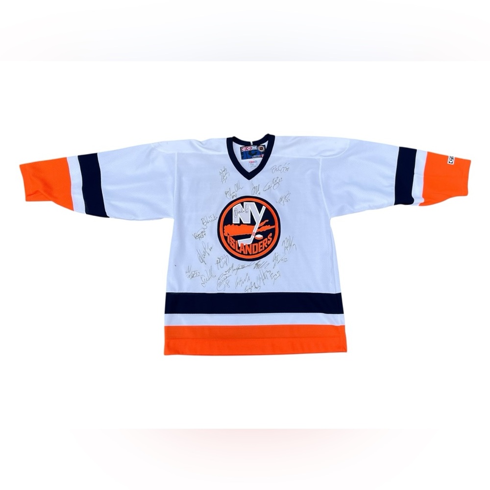 2000-2001 New York Islanders CCM Autographed Hockey Jersey 22 Signatures NHL